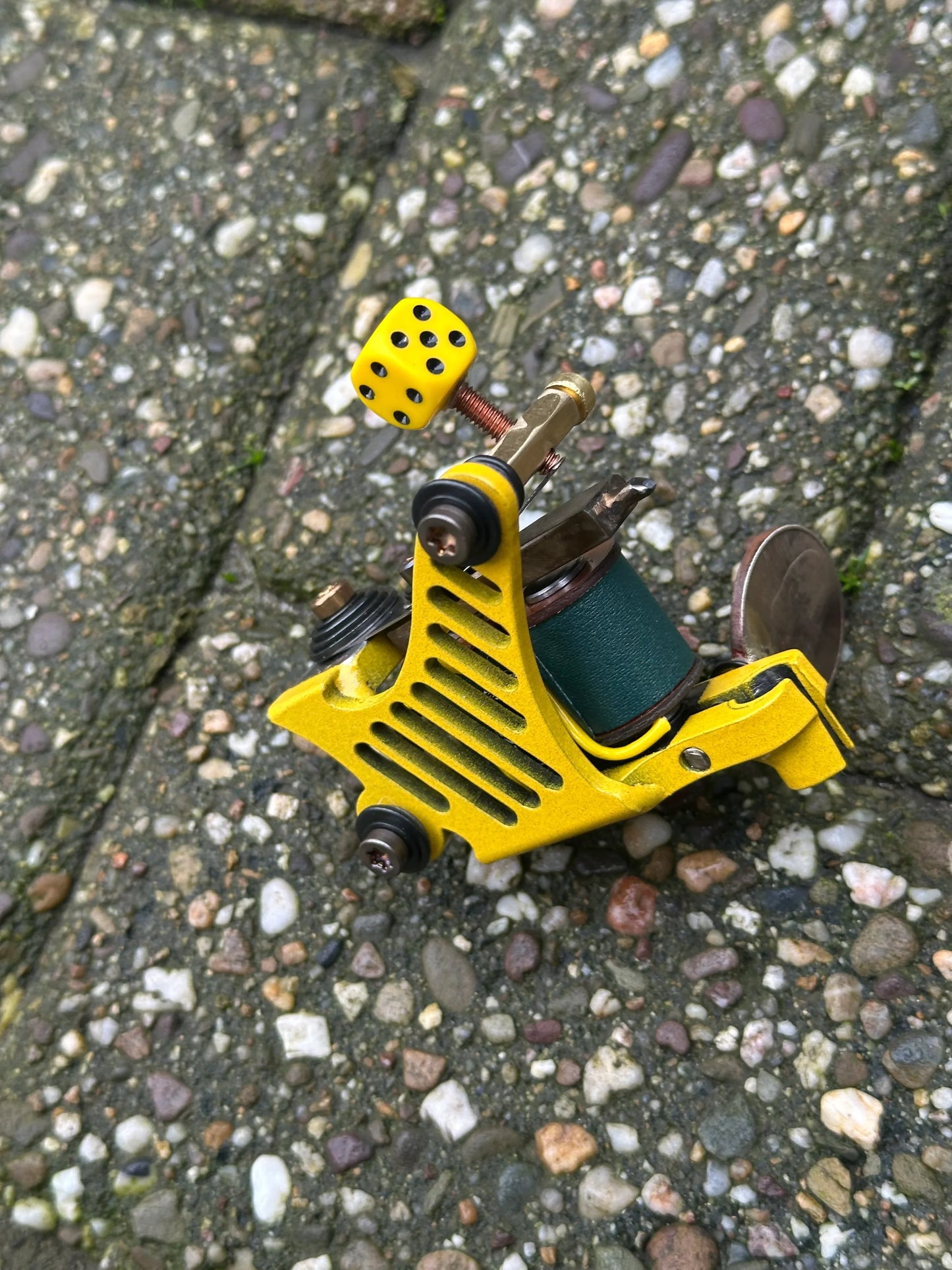 Hollow spine Canary Yellow powerliner