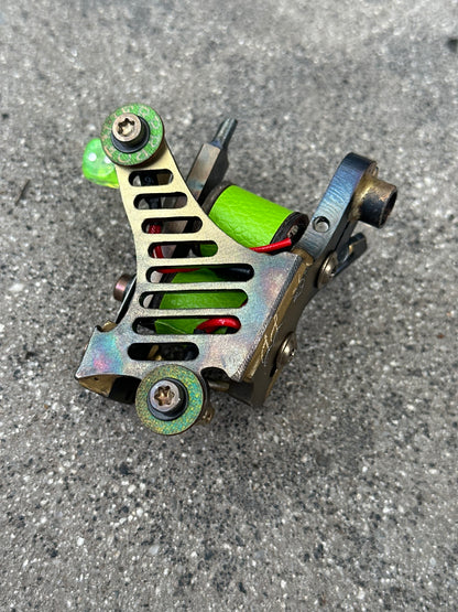Hollow spine trad liner